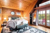 Riverfront Cabin with Cedar Wood Hot Tub, Dry Sauna, and Dock