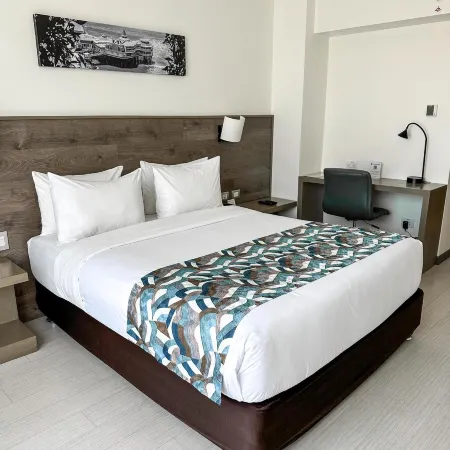 Best Western Plus Urban Larco Hotel