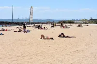 Life's a beach - stop and smell the sea Hotels in Elwood