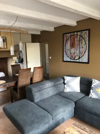 Appartement Lumineux , Grand Terrasse Marseillan Ville 10 Minutes de la Plage