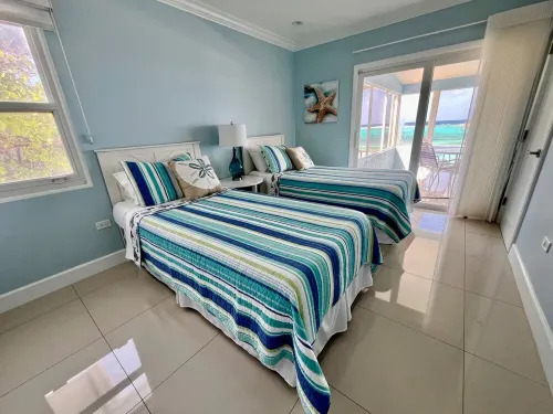 NO BIG TING - Beautiful Oceanfront Beach House, Snorkel Paradise w/ Private Pool