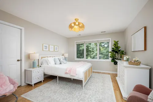 Luxury Lakefront Home: Hot Tub l Beach l Sleeps 15