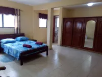 Souvenir House: 24h elect, AC, Wifi, Tv cable, Security agents