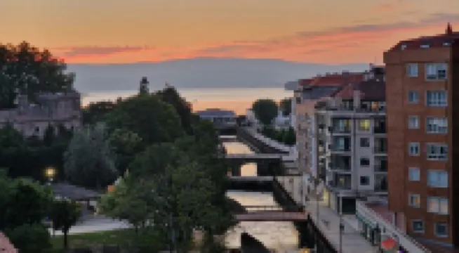 Espectacular Ático con Piscina en el Centro