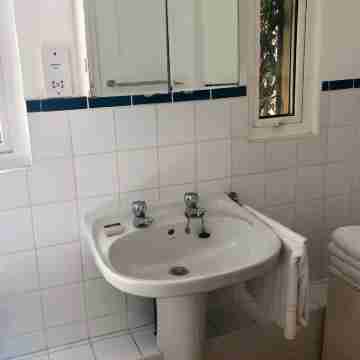 Laura’s Townhouse Apartments Balloon Watchers Retreat Rooms