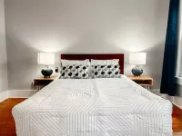 Relaxing 5 bd home with 1 bd Apartment on 2.5 acres near MD beaches Hotels in Berlin