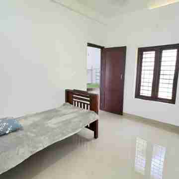 Charming 1-bedroom house in Koyilandy with WiFi access Rooms