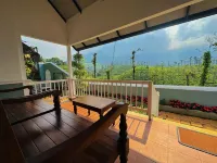 "Thalimala Bungalow, Experience A Vintage Colonial Charm in a Tea-Scaped Haven" Hotels in Vythiri