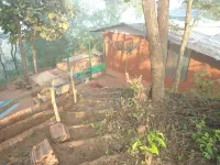 LaLa Land Lake Cottage Private Bedroom for 4