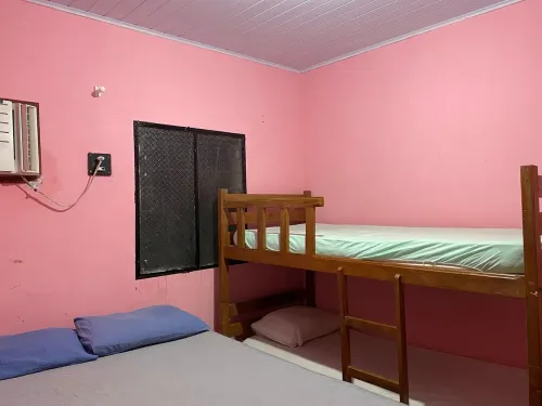 2-bedroom house with WiFi and AC in Manaus