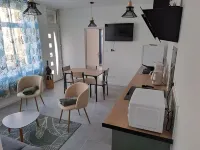 5 minutes walk from the beach of blériot-plage! ground floor apartment.