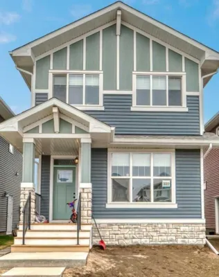 Spacious Room Near Chestermere Lake Hotels in Rocky View County