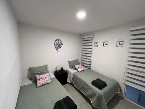 Nice, cozy, familiar and centrally located apartment