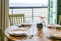 St Bride's Bay View - 3 Bedroom - Broad Haven Hotels in The Havens