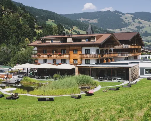Ski & Bike Hotel Wiesenegg Hotels in Saalbach