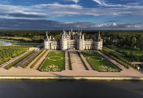 Évasion de Luxe : Domaine Design Près de Chambord Hotels in Pruniers-en-Sologne