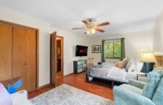 Mountain View Lodge: Bear Creek Lakes - Lake, Pool, Firepit & Pet Friendly