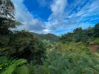 Family-friendly environment with panoramic views of the mountains Các khách sạn ở Petite Soufriere
