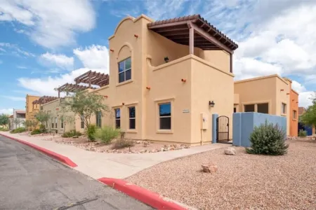 "Spanish style in Tubac Town-Home”