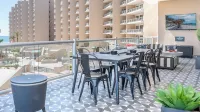 Swanky HUGE 3 Bedroom 3 Bath in Las Palomas. 2 Master Bedrooms. Just Remodeled!