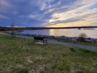 Stylish and gorgeous, and centrally located apartment Hotels in Region of Queens