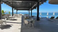 Exclusive 3-bedroom apartment in luxurious  beach front condo in Bucerías