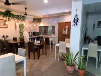 Shams Thoddoo Hotels in Thoddoo