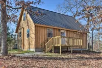 El Dorado Springs Cabin: Near Trails & Parks! - Wifi