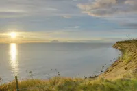 Oceanfront Kenai Villa w/ Fireplace & Deck -  Privatzimmer