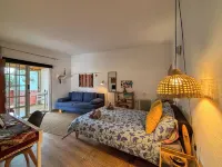 QUIET APARTMENT AMONG GARDENS