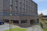 B&B Hotel Lübeck-Hbf Отели в г. 