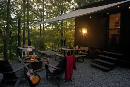 Postcard Cabins Big Bear