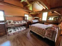 Cabin in the Vineyard. Very private!