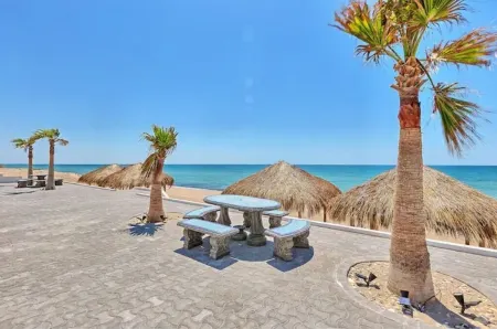 Luxury Six Palms Villas #5. Playa Encanto