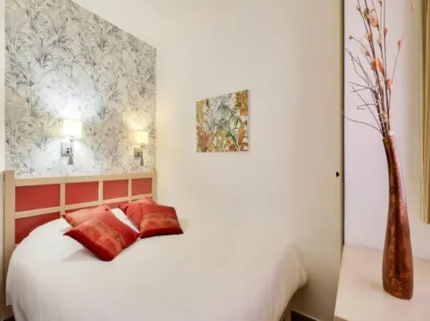 Apartment for 4 people in Cap Esterel