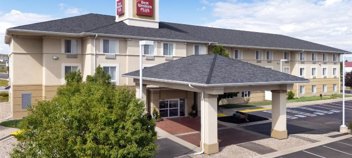 Best Western Plus Frontier Inn Отели в г. Чеиенн