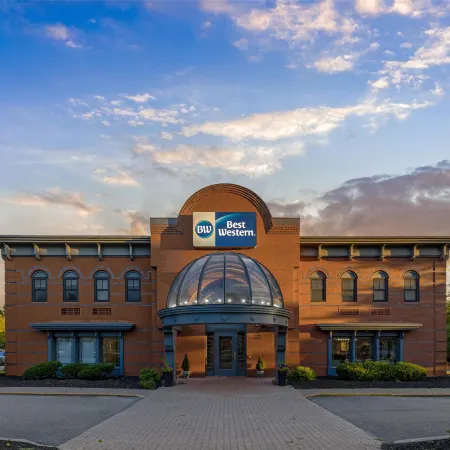 Best Western (name to be determined)