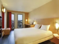 Ibis Étampes Hotels in Dourdan
