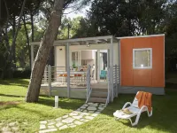 Chalet w/ Terrace & Pool