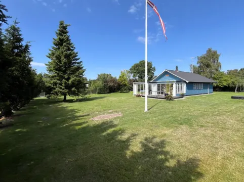 "Thorir" - 500m from the sea