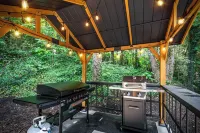 Blue Ridge Lake Home w/ Hot Tub in Morganton! - Boutique
