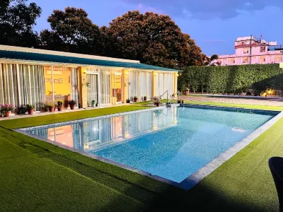 Kailash Farms Earthen Life Hotel a 