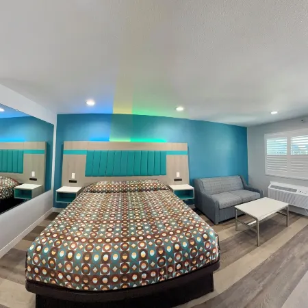 Royale Inn Motel