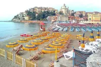 Apartment in Imperia Near the Sea - Villas