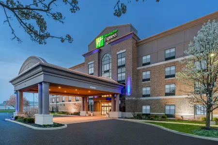 Holiday Inn Express & Suites Columbus Edinburgh