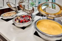 Staybridge Suites 俾斯麥 by IHG - 早餐