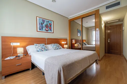 Iraipe Achuri Auto Check-IN Hotels in Comarca del Ebro