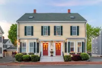 Essex Street Inn & Suites, Ascend Hotel Collection Hotels in Newburyport