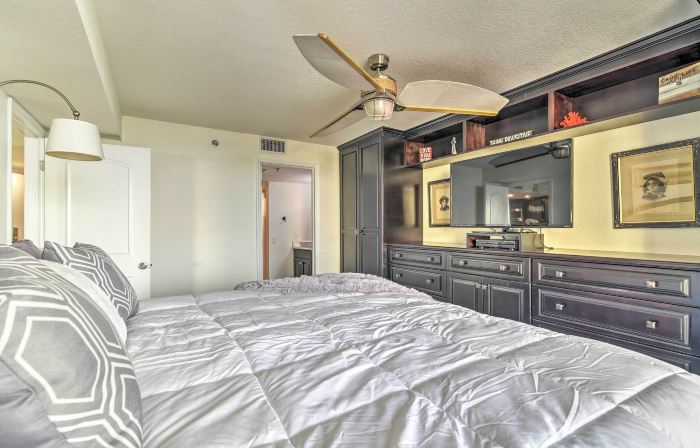 Gulf-View Hudson Condo in Waterfront Resort!