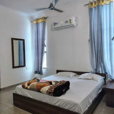 Royal Galaxy Hotel Hotels near Jeen Mata Mandir